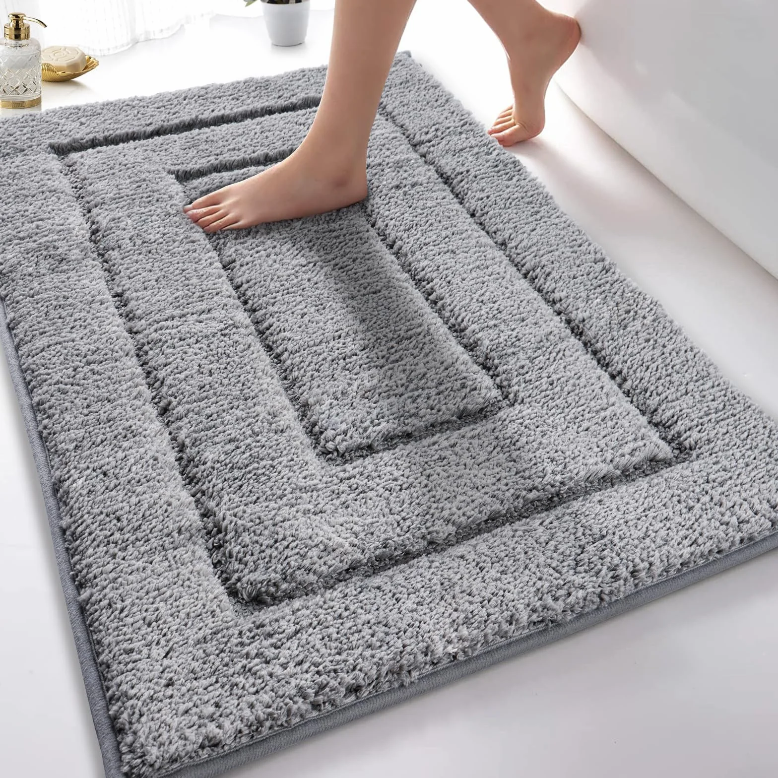 DUNSOO Badezimmerteppich, Badematte rutschfest Waschbar, Weiche Badteppich Wasserabsorbierend Mikrofaser Badvorleger für Dusche,Badewanne und Toilette - Grau,70 x 120 cm