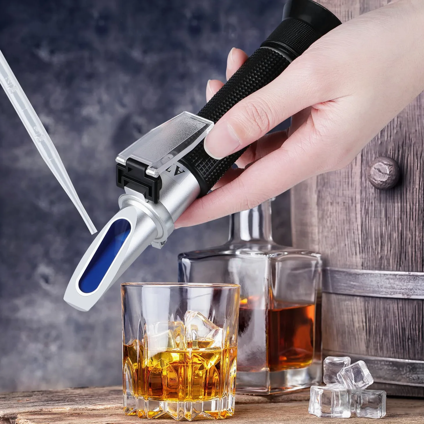 Hochpräzises Alkohol Refraktometer 0-80% v/v, Handgehaltenes Alkohol Gehaltsmessgerät, Tragbares Refraktometer Alkoholmessgerät für Bourbon Vodka Gin Tequila Mezcal Whisky Scotch etc.