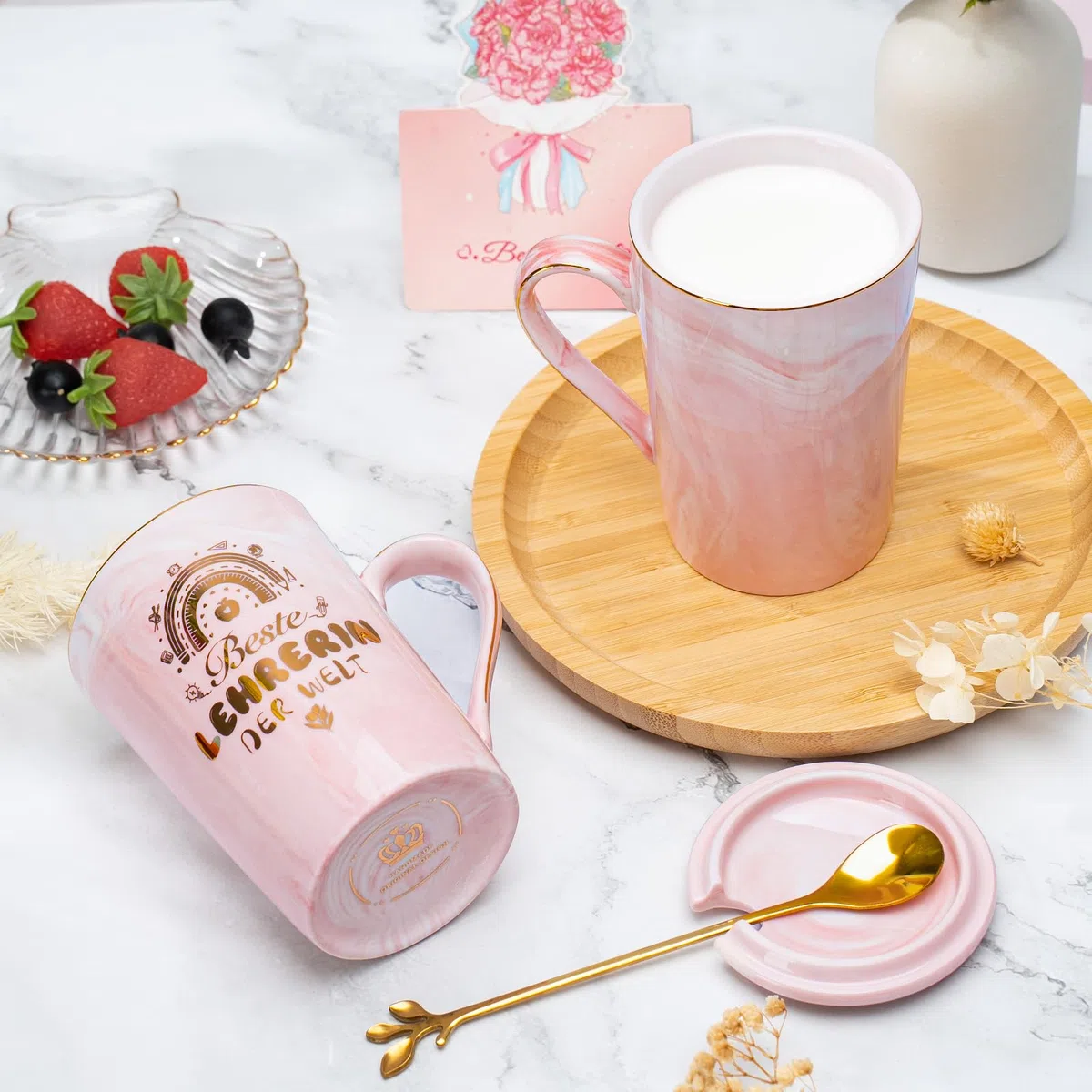 Abschiedsgeschenk Erzieherin, Abschiedsgeschenk Lehrerin, Tasse - Geschenk Erzieherin Abschied Lehrerin Geschenk Marmor Keramiktasse 400ml, mit Goldaufdruck, Deckel, Löffel, Grußkarte, Geschenkbox