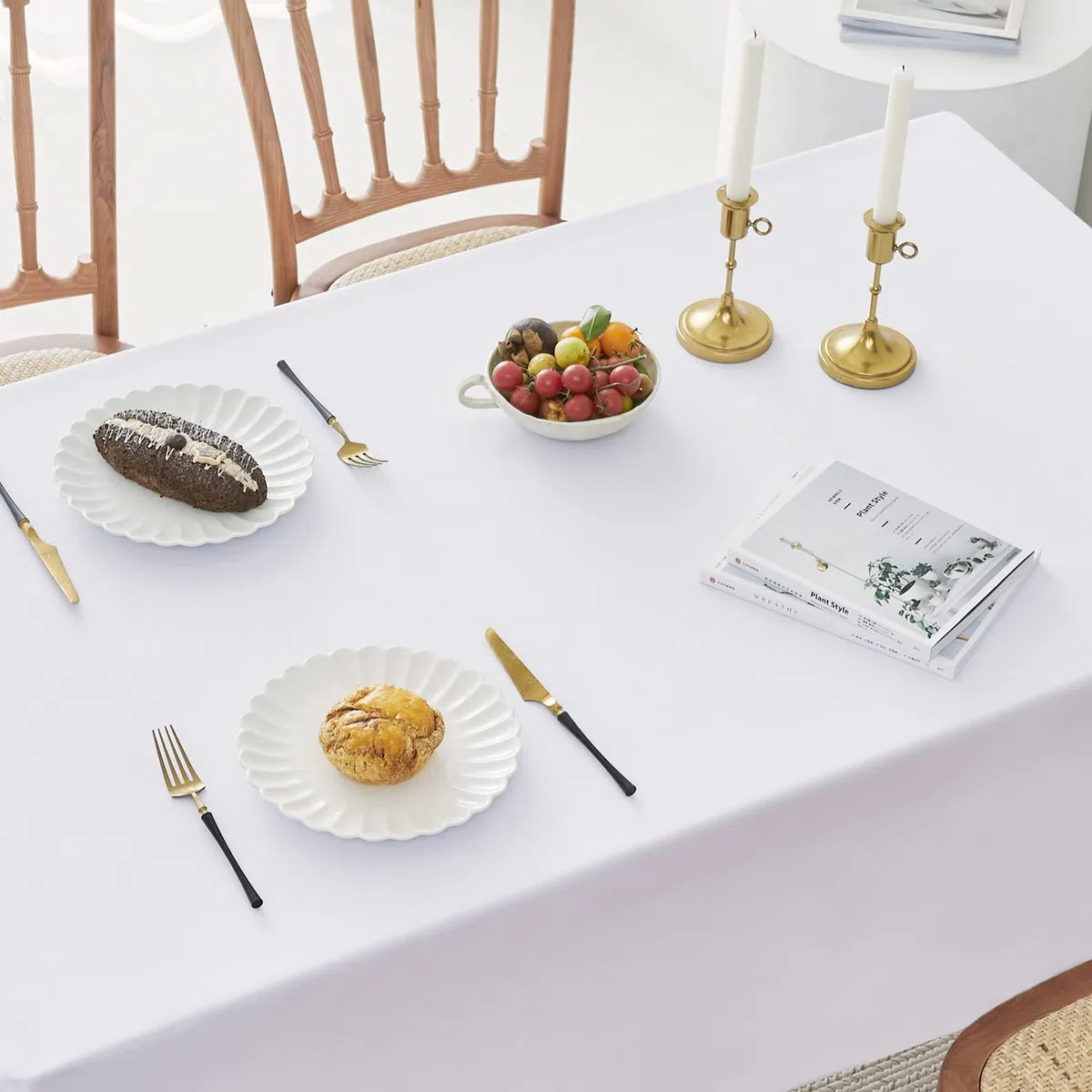 Romanstile Tischdecke Outdoor abwaschbar 140x240 weiß rechteckig,wasserabweisend wettefest Tischtuch Tablecloth Tischwäsche für Geburtstag,Party,Garten,Hochzeit,Feste,Frühling,Ostern,Gartentisch