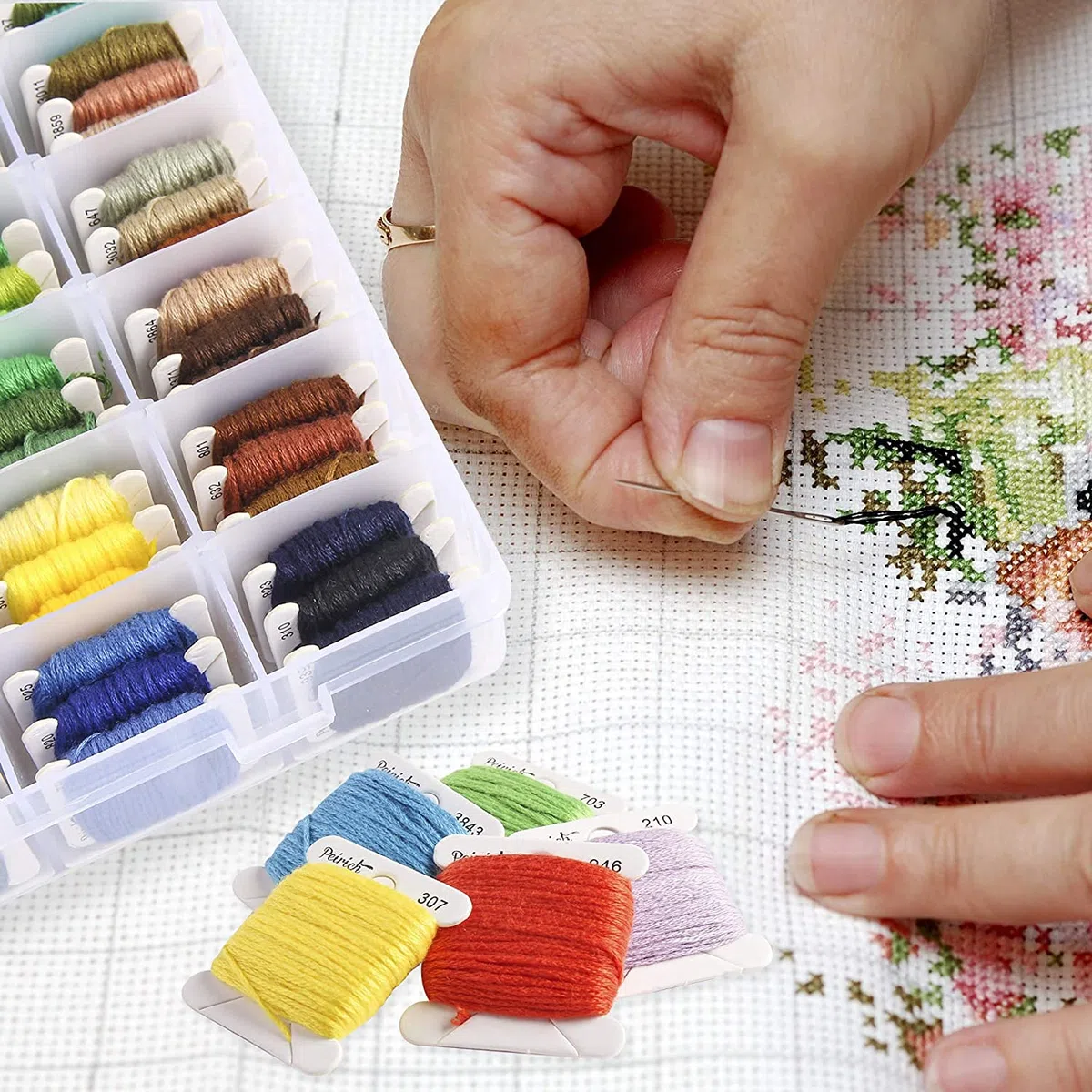 100 Farben Stickgarn Kreuzstichfaden Freundschaftsarmbänder Zahnseide mit Organizer Aufbewahrungsbox - Nähwerkzeuge inklusive