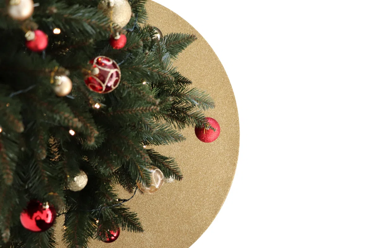 Primaflor Weihnachtsbaumunterlage Glimmer | Rund 30 cm | Gold | 5 mm hoch | schwer entflammbar Bfl-s1 | rutschsicherer Glitzerteppich für Weihnachtsbaum und Dekoration