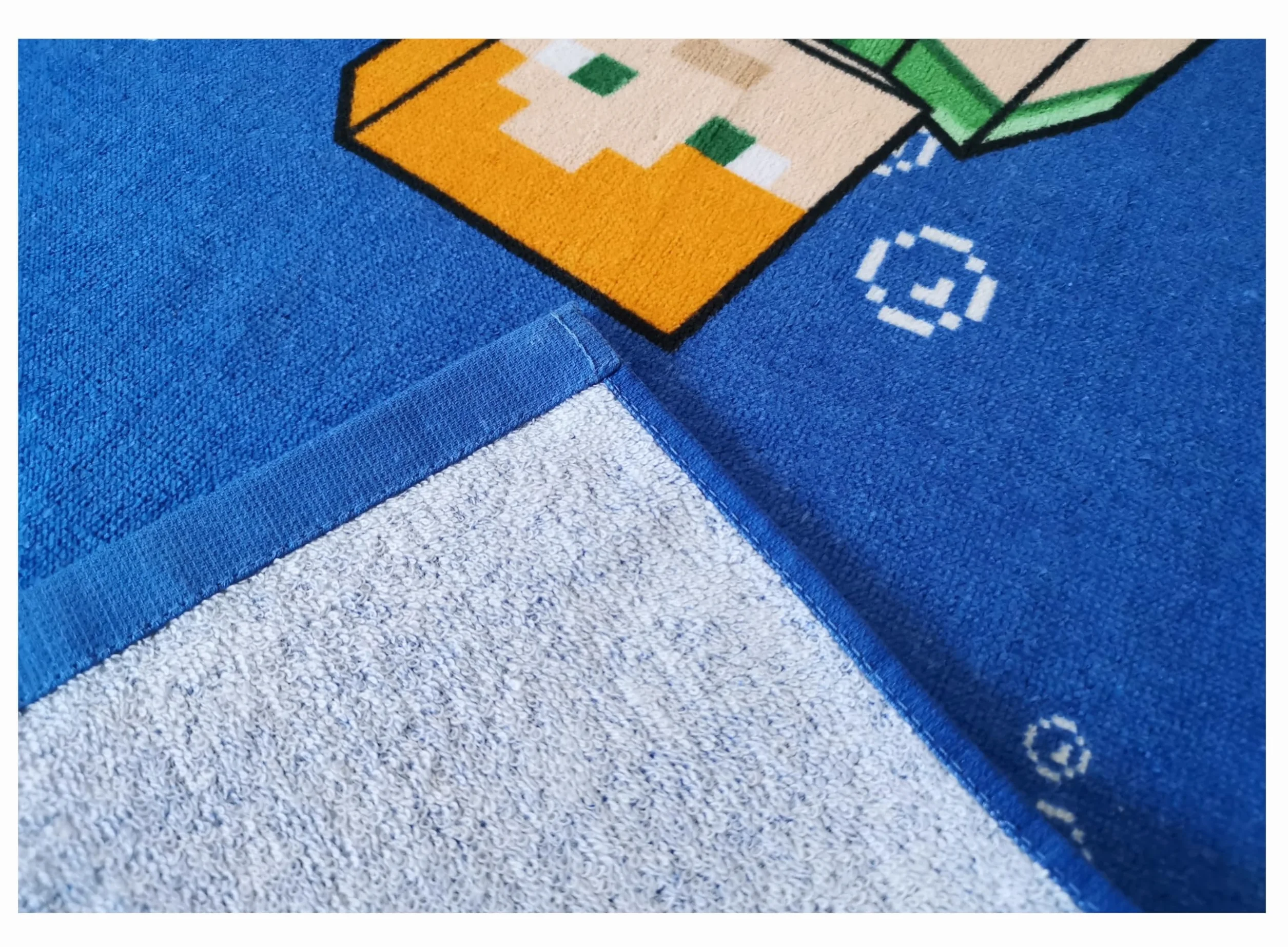 Theonoi Kinder Handtuch Badetuch Strandtuch Duschtuch für Mädchen und Jungen 100% Baumwolle 70x140 cm (Minecraft Steve Alex)