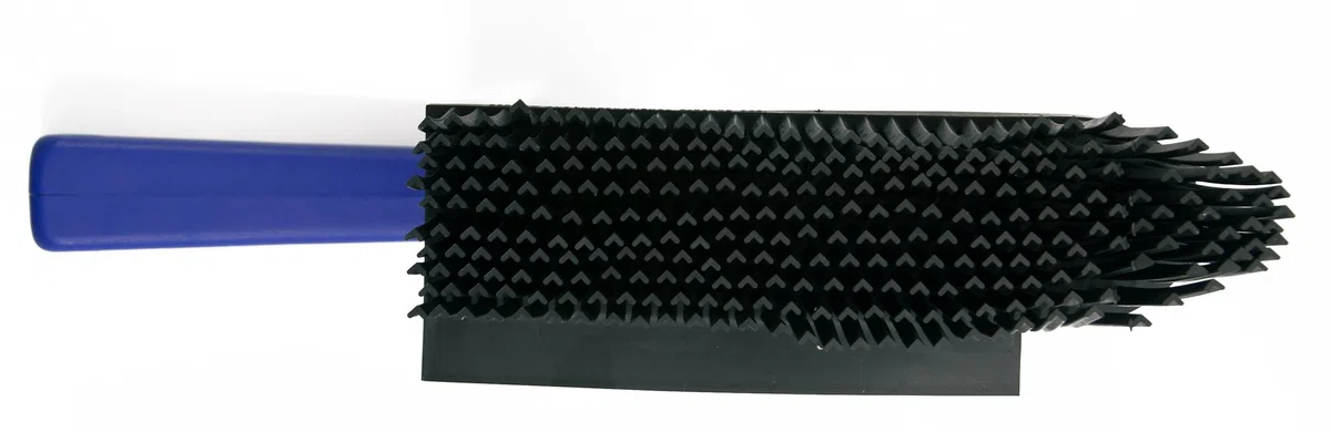 V7 Handfeger Handbesen mit drehbarem Griff, Gummilippe und V-förmigen Borsten zum mühelosen Entfernen von Haaren, Staub und Schmutz, Zubehör zur V7 Kehrschaufel, blau